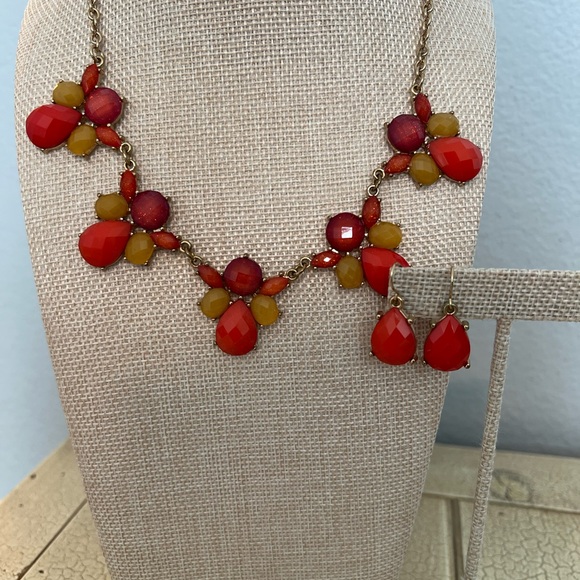 Charming Charlie Jewelry - Necklace with Matching Earrings